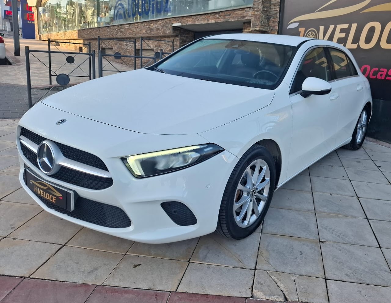 Mercedes Clase A 200d 2019 - Foto principal de la galería de segunda mano en Jaén