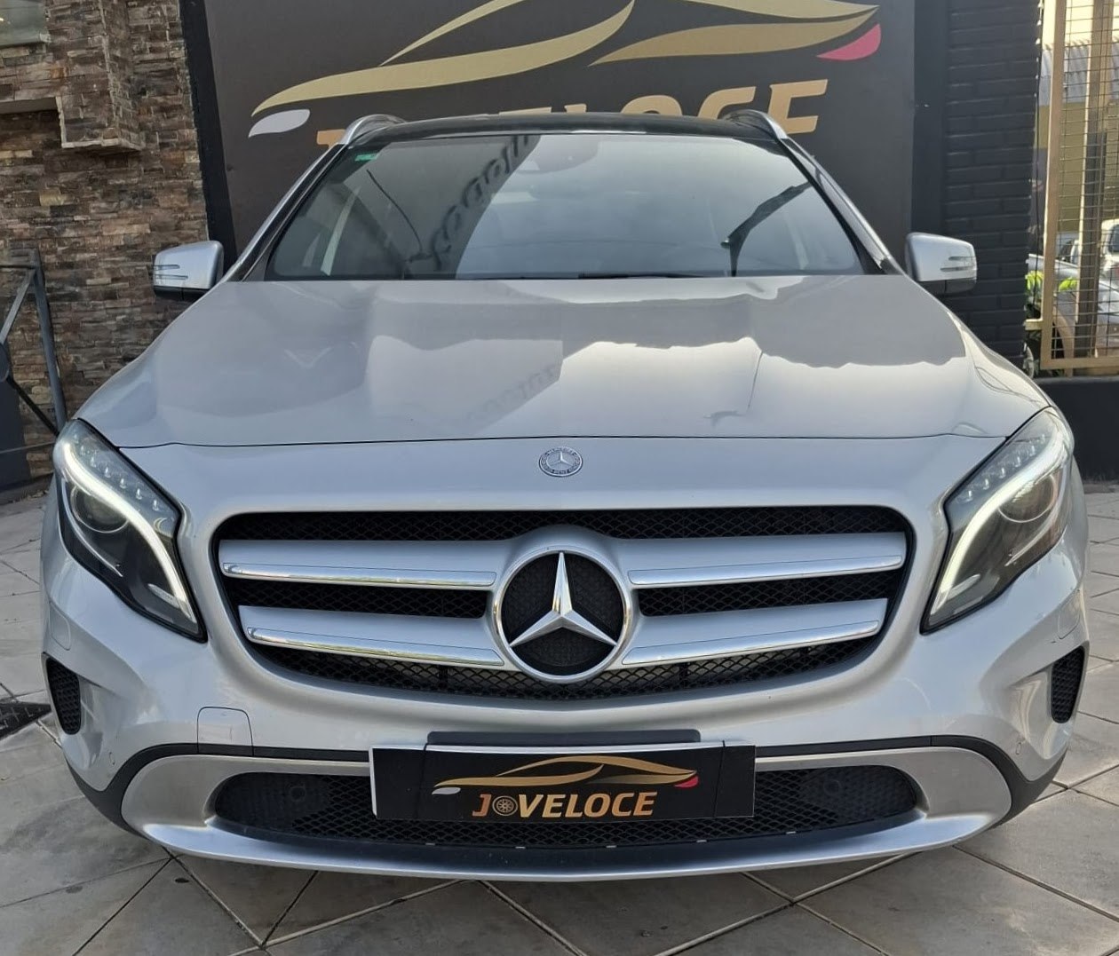 Mercedes GLA 200 CDI 2015 - Vista frontal