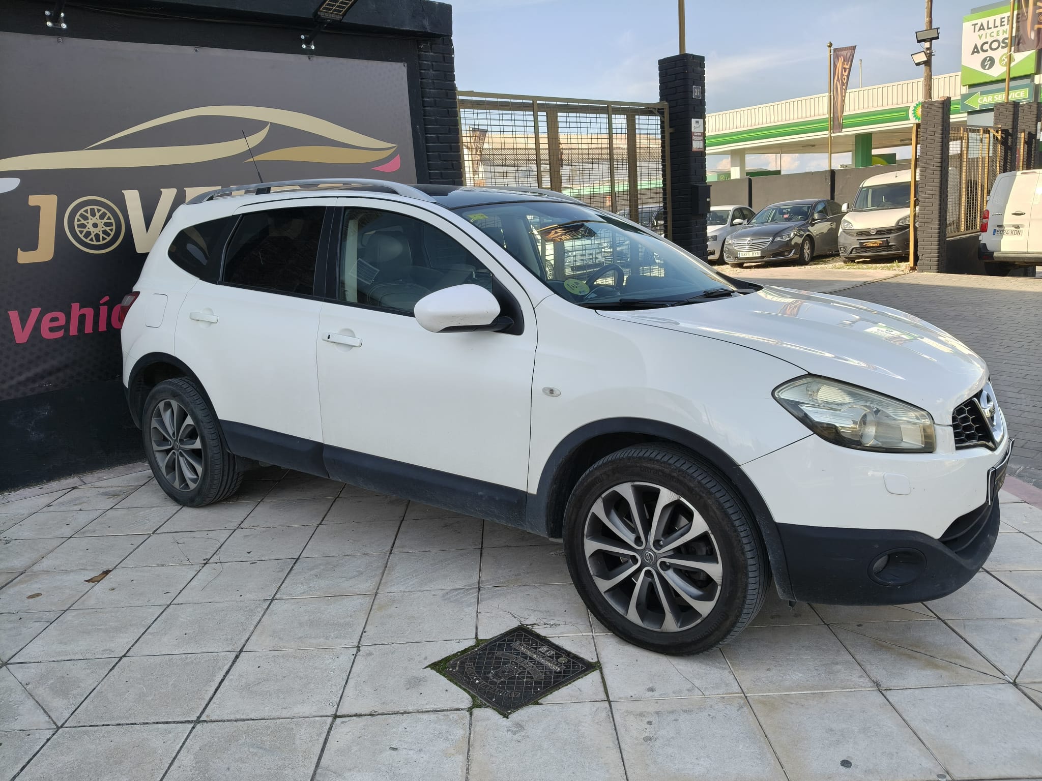 Nissan QASHQAI2 2010 - Vista 3/4 frontal