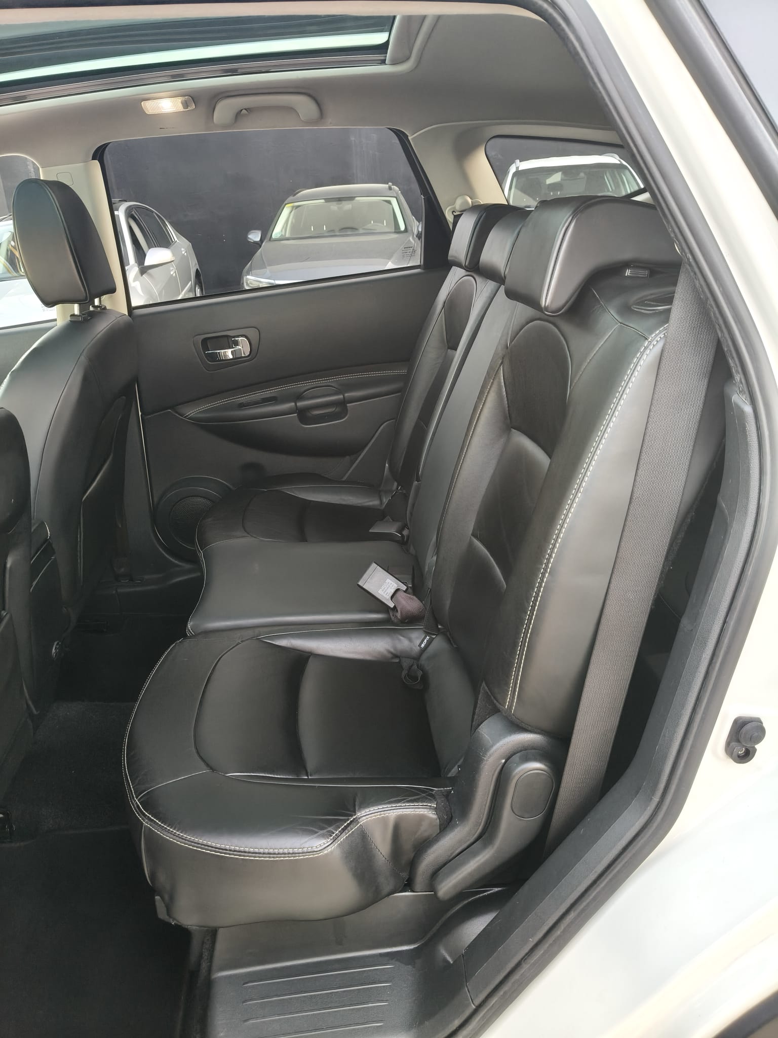 Nissan QASHQAI2 2010 - Maletero