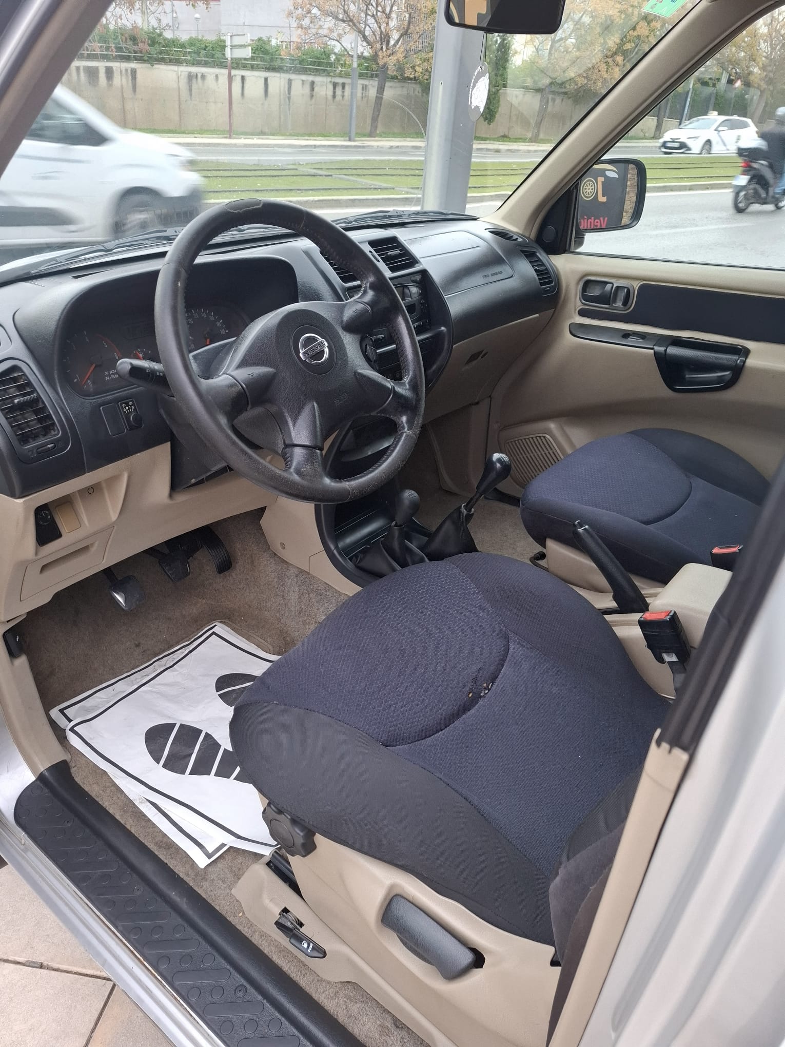 Nissan Terrano 2003 - Salpicadero