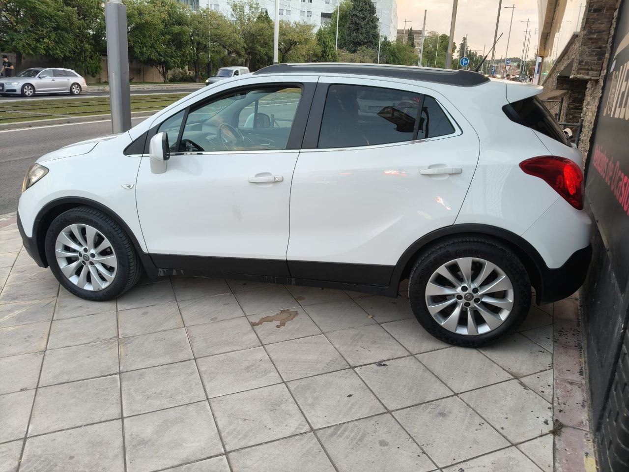 Opel Mokka 1.4 Turbo 2015 - Vista trasera