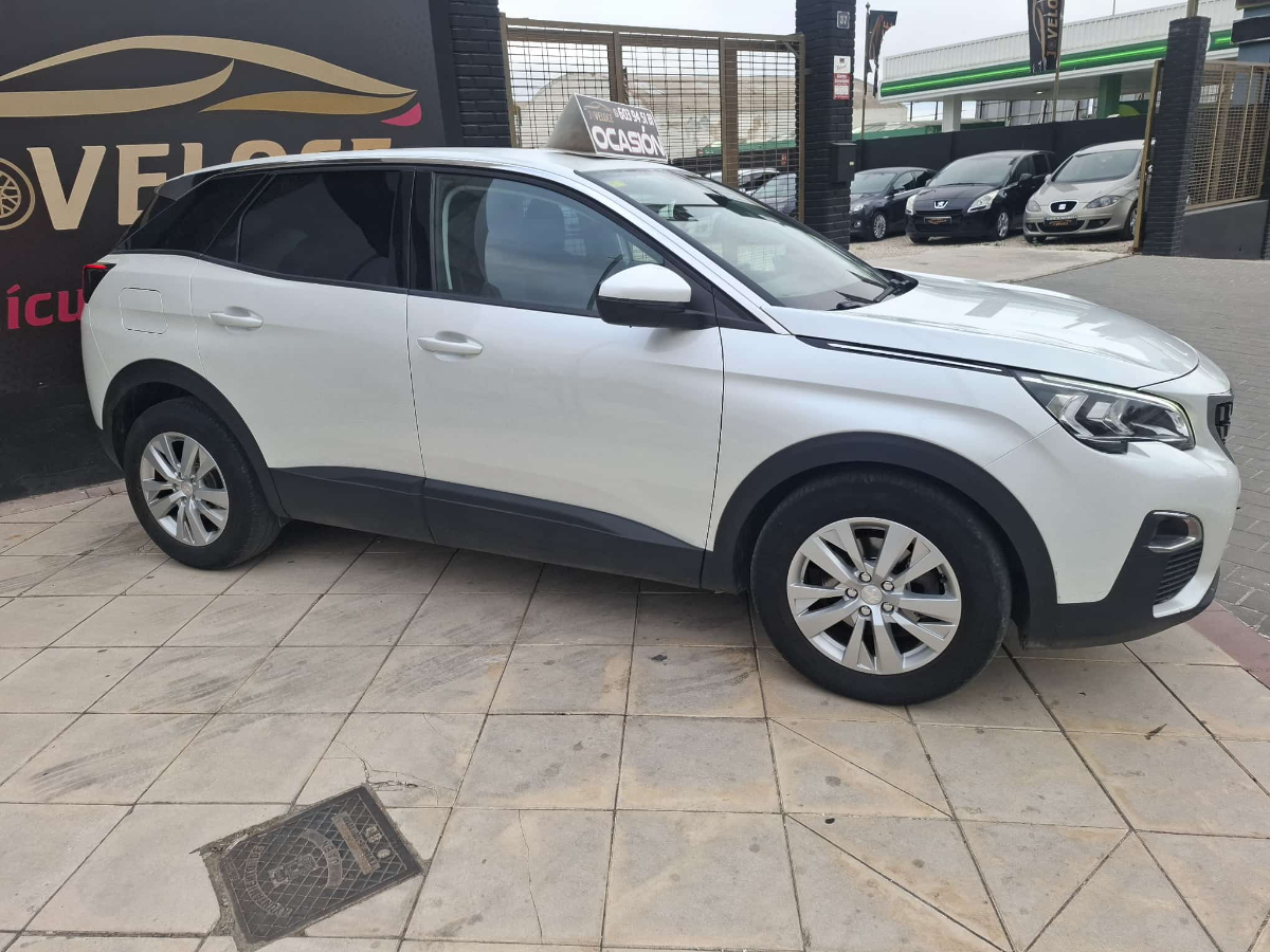 Peugeot 3008 2016 - Vista 3/4 frontal