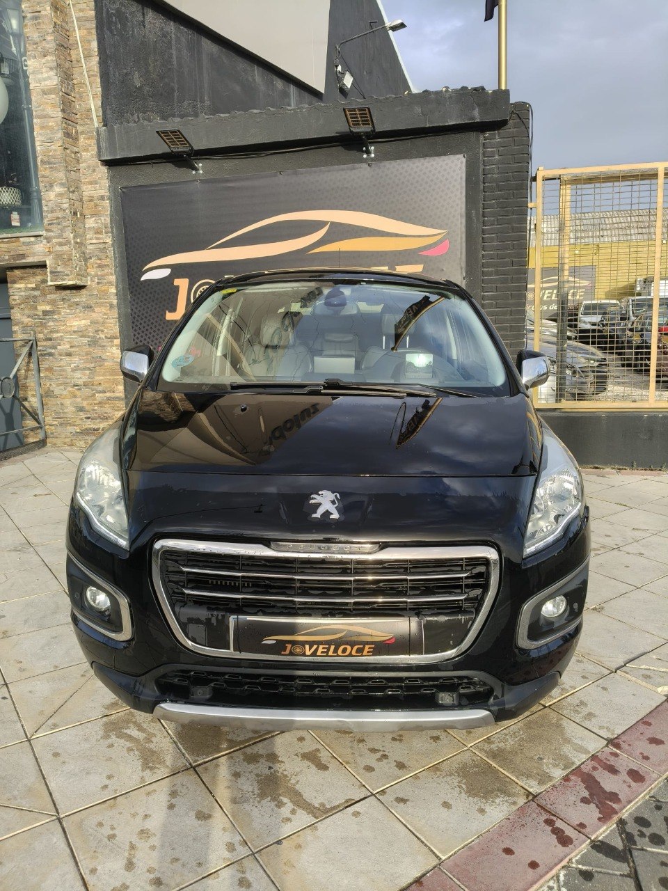 Peugeot 3008 1.6 HDi 2014 - Vista frontal