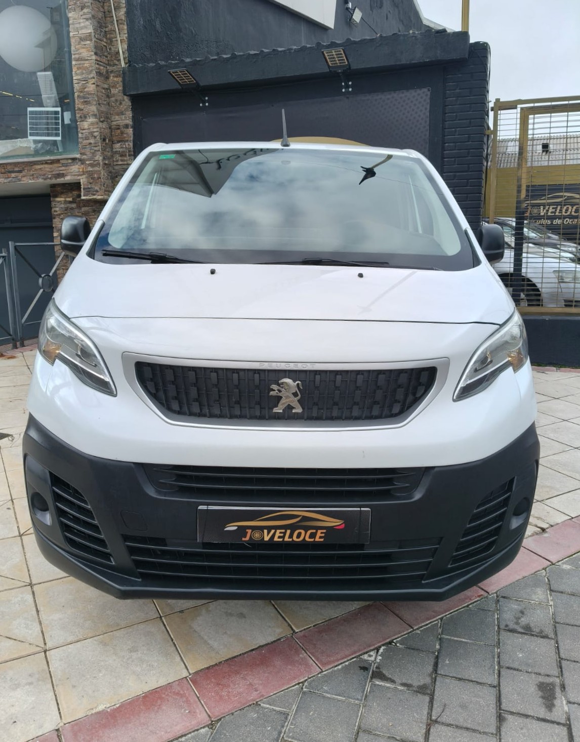 Peugeot Expert 2017 - Vista frontal