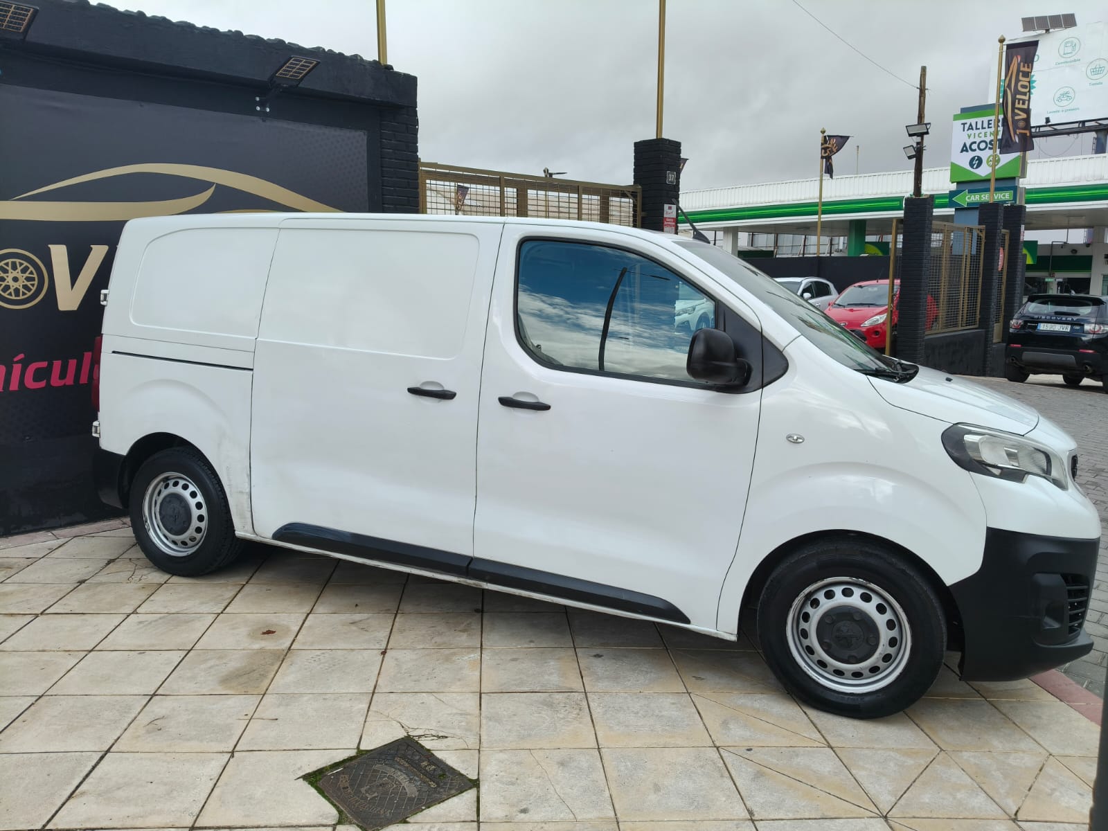 Peugeot Expert 2017 - Vista 3/4 frontal