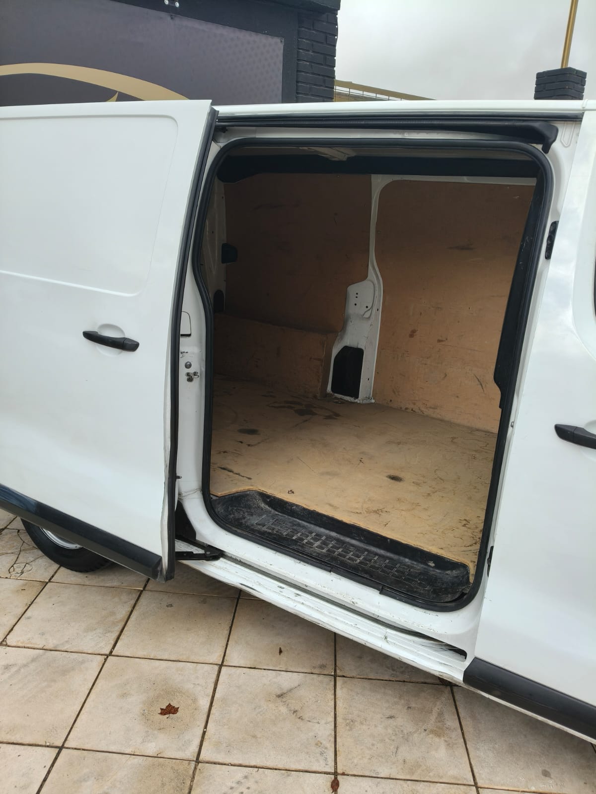 Peugeot Expert 2017 - Asientos delanteros
