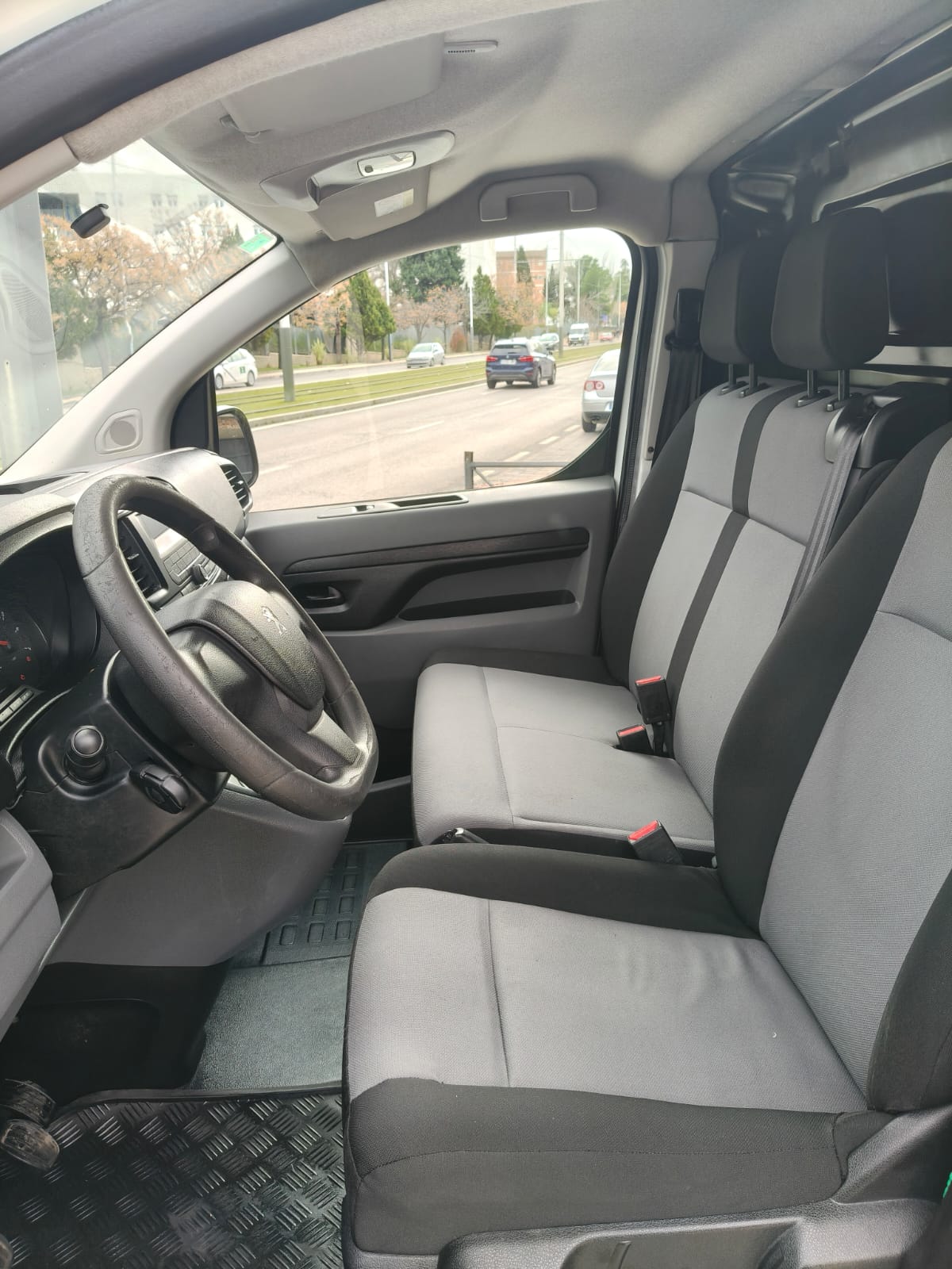 Peugeot Expert 2017 - Consola central