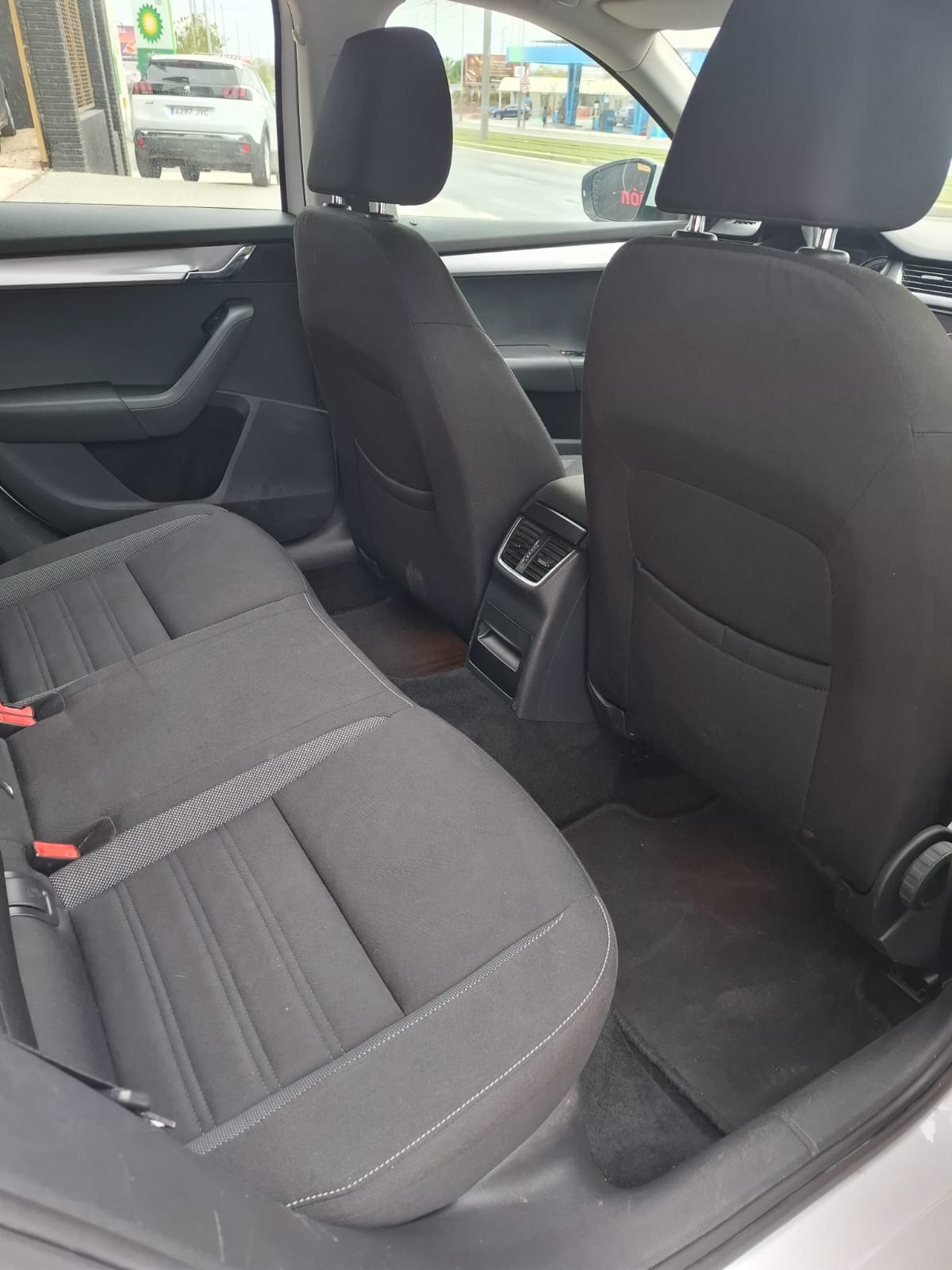 Skoda Octavia 2018 - Asientos traseros