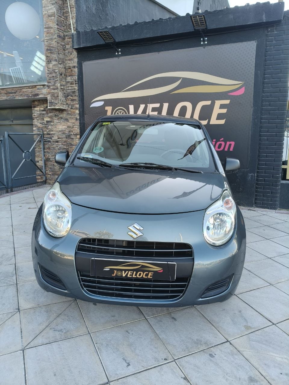 Suzuki Alto 1.0 2009 - Vista frontal