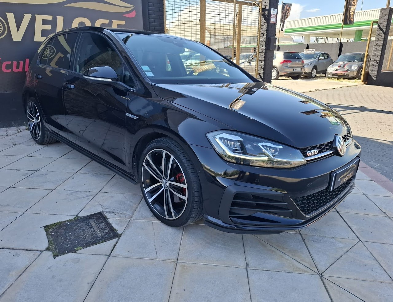 Volkswagen Golf GTD 2.0 TDI 2017 - Foto principal de la galería de segunda mano en Jaén