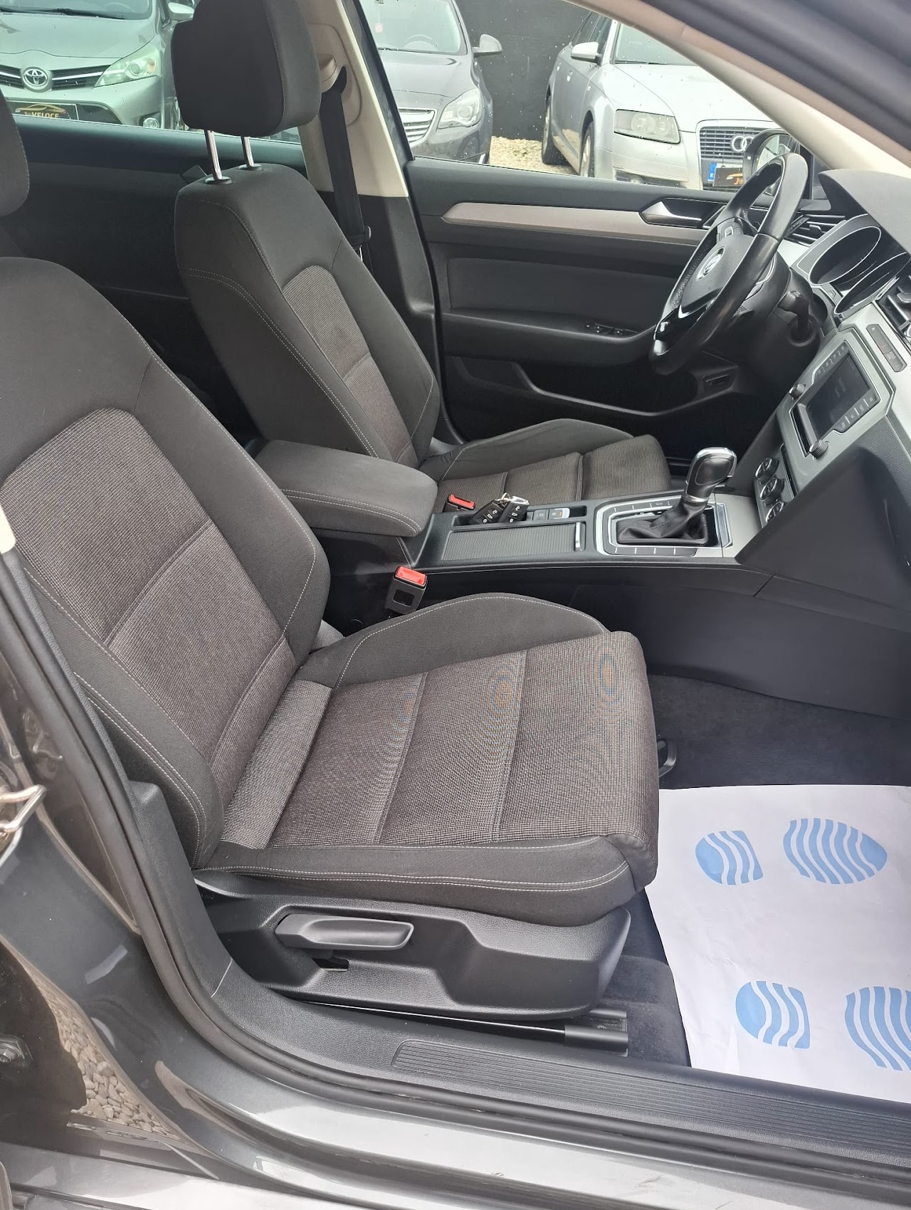Volkswagen Passat Variant 2015 - Consola central
