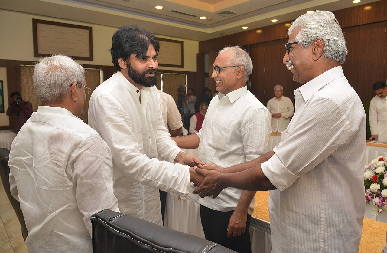 జనసేన: ఒక్క సీటు నుంచి వంద శాతం విజయం వరకు పవన్ కళ్యాణ్ ప్రయాణం