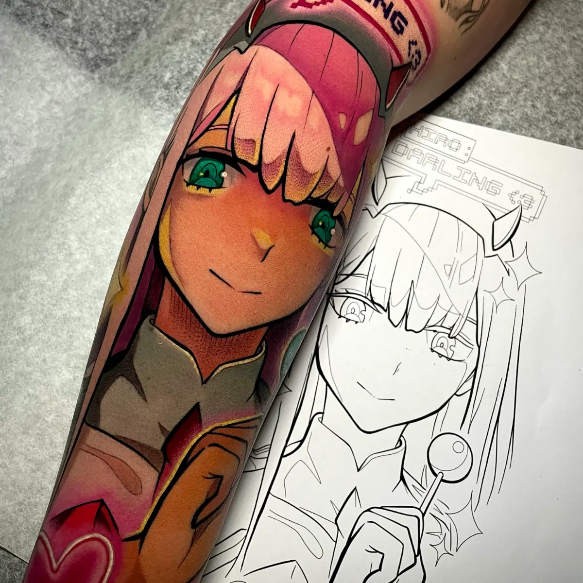tatuaje Zero Two, tatuaje Darling in the Franxx, tattoo Zero Two, tatuaje anime a color, tatuaje manga, tatuaje en brazo, tattoo otaku.
