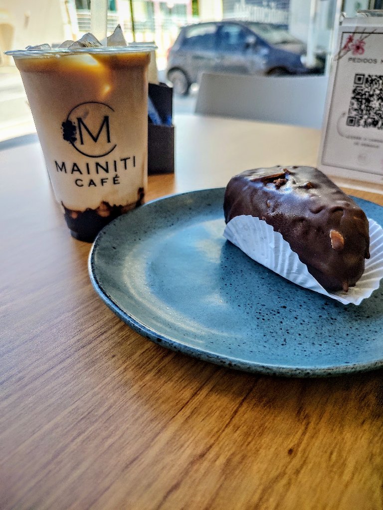 Mainiti Café