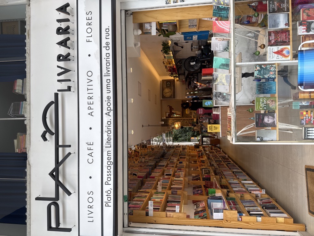 PLATÔ LIVRARIA