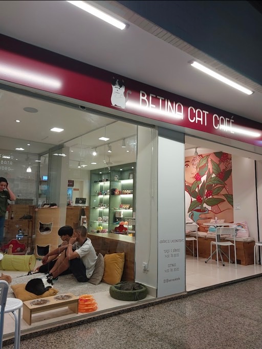 Betina Cat Café