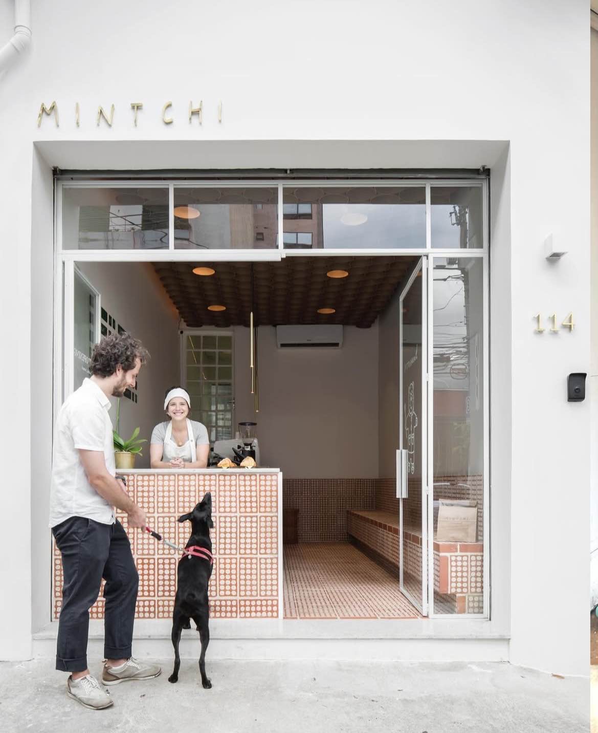 Mintchi Croissant