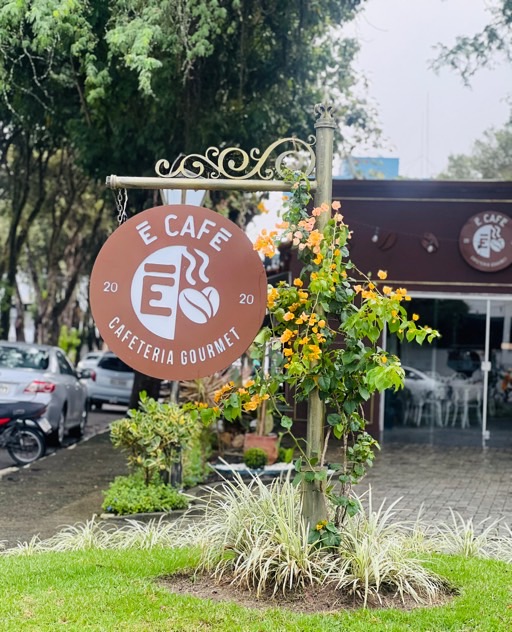 É CAFÉ