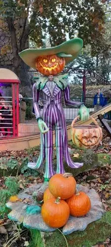 AUSZTRIA – FAMILYPARK
KICSIKNEK ÉS NAGYOKNAK - HALLOWEEN  7