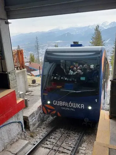 PORONIN - SKY WALK, ZAKOPANE
ÉS A VILÁG LEGNAGYOBB HÓ-LABIRINTUSA 7