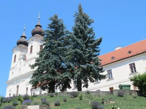 Utazás kép ILLATOK ÉS ÉLMÉNYEK TIHANYBAN