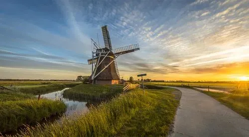 BENELUX KÖRUTAZÁS 1