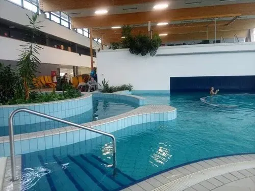 ESZEM ISZOM, DINOM DÁNOM A TAMÁS TANYÁN! 

ELŐTTE A KECSKEMÉTI FÜRDŐBEN LAZULÁS, FÜRDŐZÉS 1