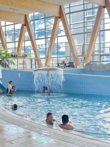 ESZEM ISZOM, DINOM DÁNOM A TAMÁS TANYÁN! 

ELŐTTE A KECSKEMÉTI FÜRDŐBEN LAZULÁS, FÜRDŐZÉS 7