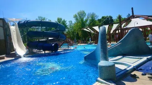 BEREKFÜRDŐI TERMÁL- ÉS STRANDFÜRDŐ 1