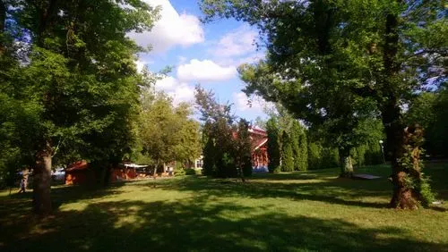 BEREKFÜRDŐI TERMÁL- ÉS STRANDFÜRDŐ 2