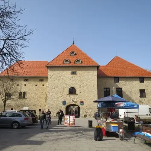 TISZADOB - ANDRÁSSY KASTÉLY - 
SZERENCS ÉS MÁD 6