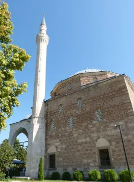 KÜLÖNLEGES SZILVESZTERI FÉNYJÁTÉK A BALKÁN SZÍVÉBEN (4 nap/3 éjszaka) 10