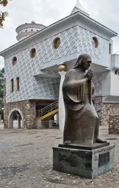 KÜLÖNLEGES SZILVESZTERI FÉNYJÁTÉK A BALKÁN SZÍVÉBEN (4 nap/3 éjszaka) 5