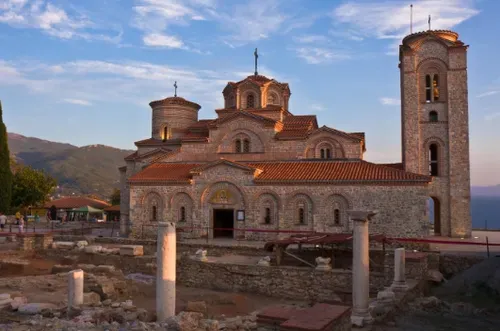 KÜLÖNLEGES SZILVESZTERI FÉNYJÁTÉK A BALKÁN SZÍVÉBEN (4 nap/3 éjszaka) 7
