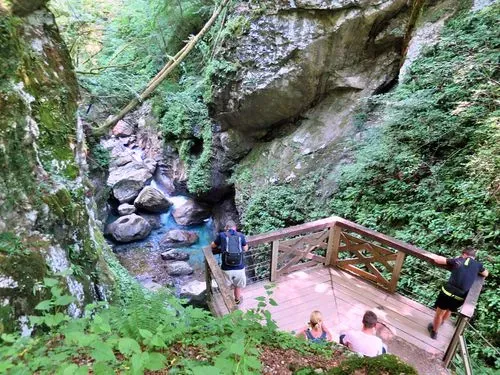 TOLMIN SZURDOK és SKOFJA LOKA 2
