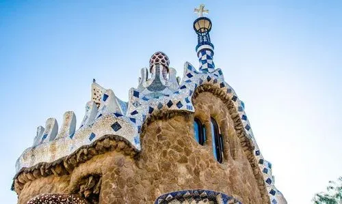 BARCELONA ADVENTI FÉNYEKBEN-BELVÁROSI HOTELLEL 3