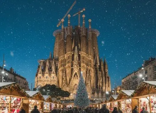 BARCELONA ADVENTI FÉNYEKBEN-BELVÁROSI HOTELLEL 4