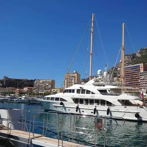 MENTON CITROM FESZTIVÁL
MONACO-CANNES-NIZZA
Egy életre szóló élmény 8