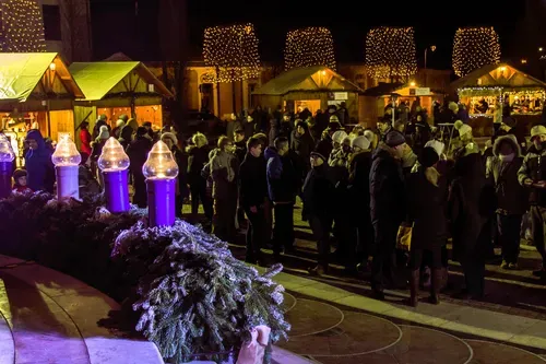 Utazás kép ADVENT FÉNYEI - EGY NAP KÉT VÁROSBAN - TATA ÉS GYŐR