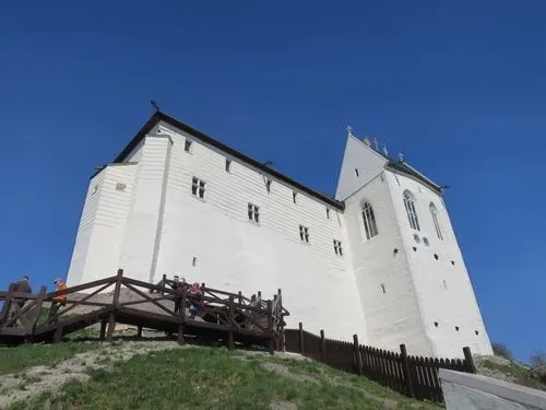 Füzér vára – Füzérradvány Károlyi kastély       9