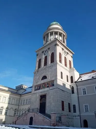 PANNONHALMA ÉS ZIRC 4