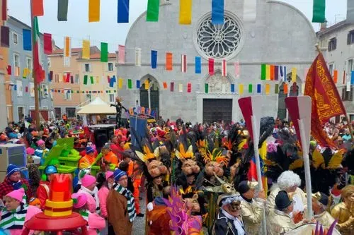  
EGY KÜLÖNLEGES, FERGETEGES OLASZ KARNEVÁL
Muggia farsang 
Maribor-Piran-Muggia-Trieszt-Miramare kastély 2