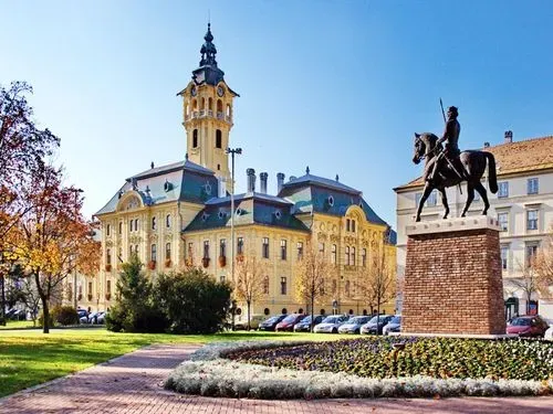 NAPFÉNY ÉS FÜRDŐK A DÉL-ALFÖLDÖN
SZEGED ÉS MAKÓ 1