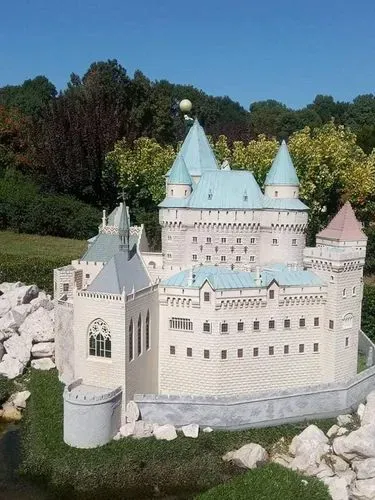 NAPFÉNY ÉS FÜRDŐK A DÉL-ALFÖLDÖN
SZEGED ÉS MAKÓ 6