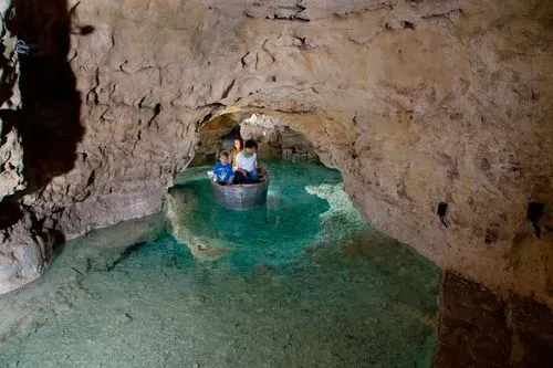 Utazás kép VESZPRÉM MEGYE KÉT GYÖNGYSZEME -
SÜMEG ÉS TAPOLCA