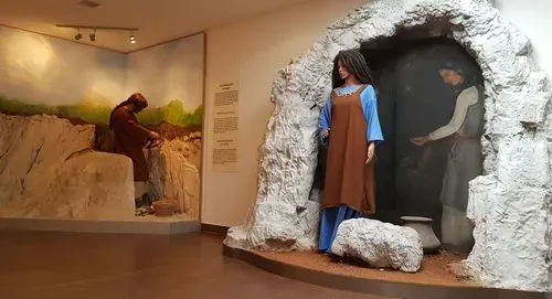 VESZPRÉM MEGYE KÉT GYÖNGYSZEME -
SÜMEG ÉS TAPOLCA 6