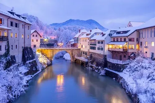 MESEBELI ADVENT PIRÁNBAN ÉS PORTOROZBAN
(1 ÉJSZAKA SZÁLLÁSSAL) 1