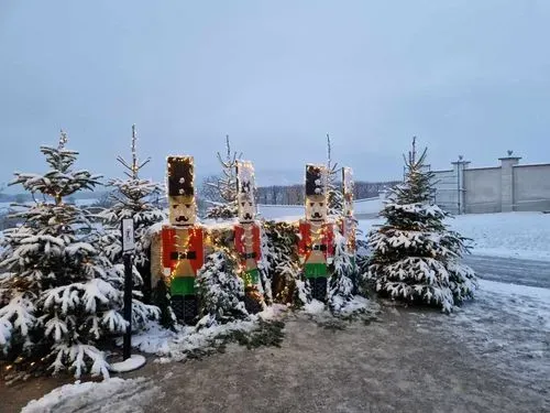 ADVENT POZSONY ÉS SCHLOSSHOF 1
