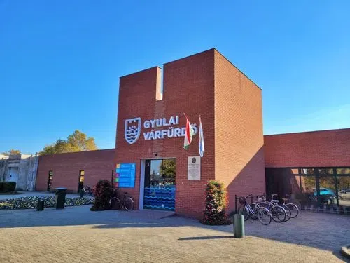 Utazás kép GYULA VÁRFÜRDŐ - 
Kolbász múzeum látogatással
